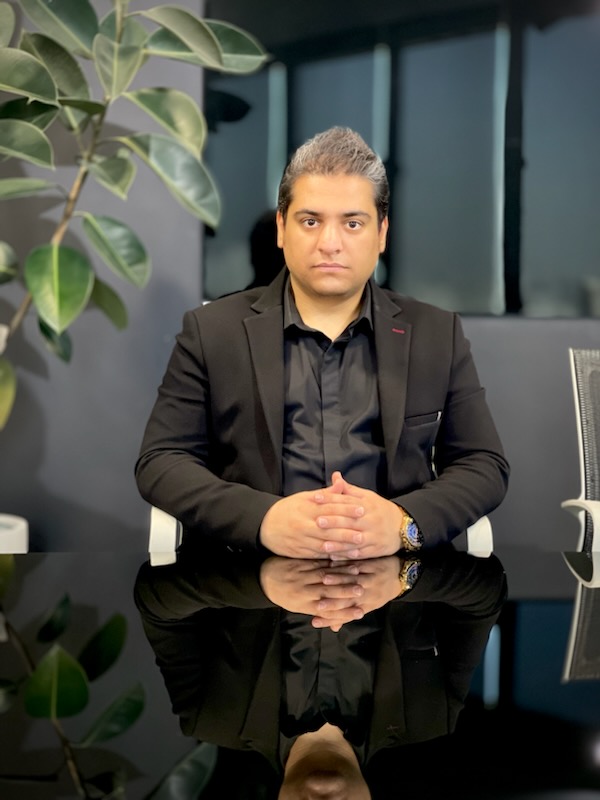 ممحمدحسین بکا هیئت مدیره برنا یاور ویرا (بینو) مدیر عامل شرکت بینو مهندس محمد حسین بکاء مدیر عامل برنا یاور ویرا حسین بکاء محمد حسین بکا هیئت مدیره برنا یاور یارا حمدحسین بکا هیئت مدیره برنا یاور ویرا (بینو)